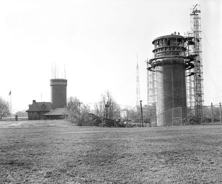 Строительство башни «Картуил»