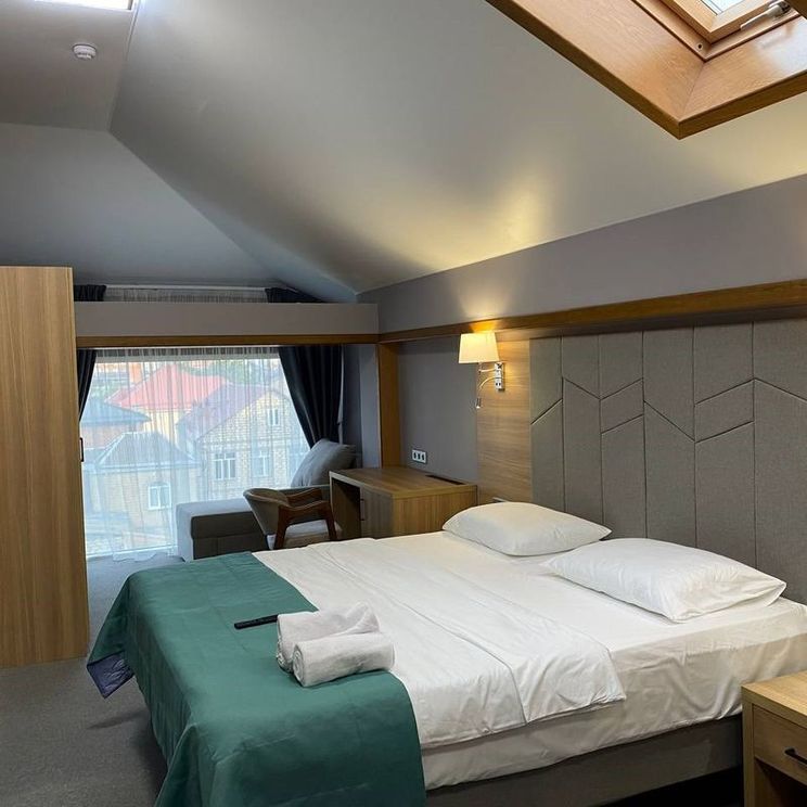 Отели 1-2*, Гостевые домики, Отели 3*, Отели 4*