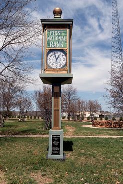 Те самые часы, которые когда-то стояли перед Первым национальным банком в Сиско