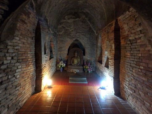 Храм в одном из туннелей