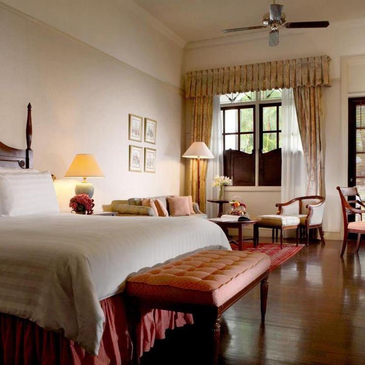 Отели 3*, Отели 4*, Бутик-отели, Отели 5*, Виллы, Глэмпинги, Лоджи