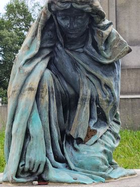 Кладбище Янтик