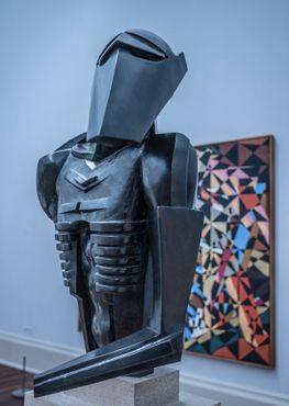 Скульптура на выставке в музее Тейт Британия