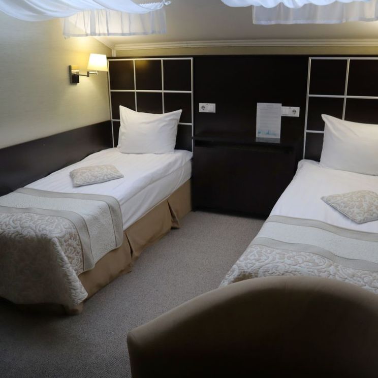 Гостиницы 4*