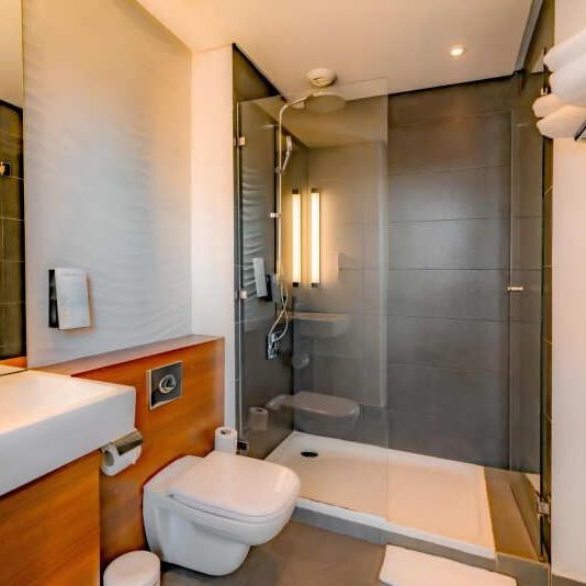 Отели 3*, Отели 4*, Апартаменты, Виллы