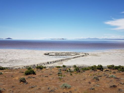 Спиральная дамба