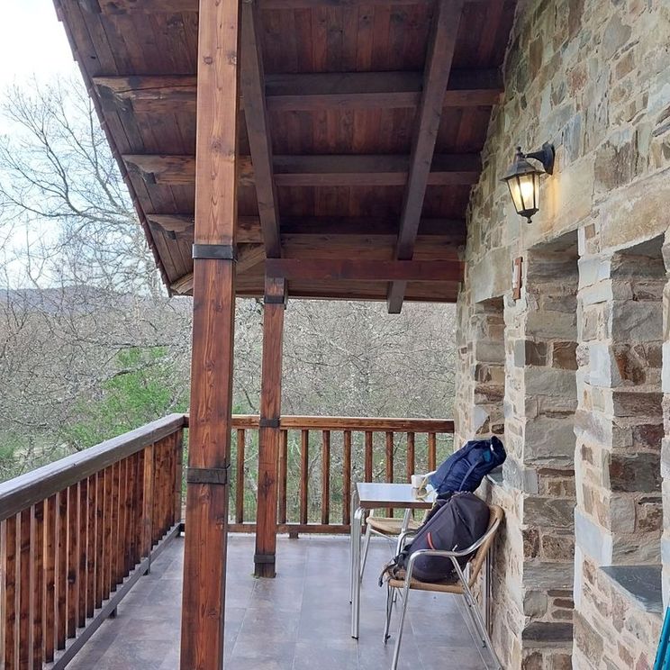 Отели 1-2*, Отели 4*, Апартаменты, Бунгало, Коттеджи, Шале