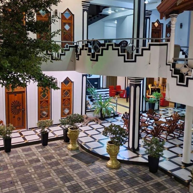 Отели 4*, Отели 5*