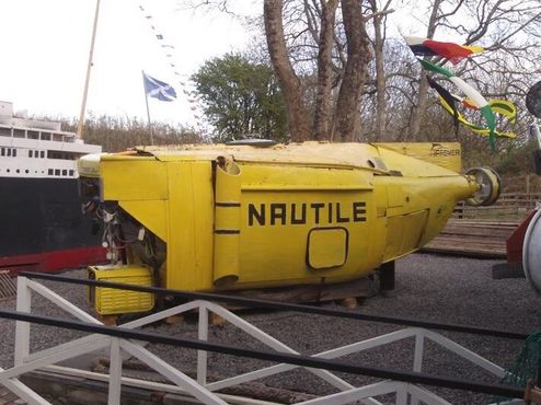 Французская подводная лодка «Нутиль», которая погружалась к затонувшему «Титанику»