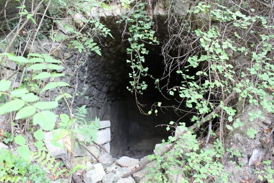 Руины Оппед-ле-Вьё