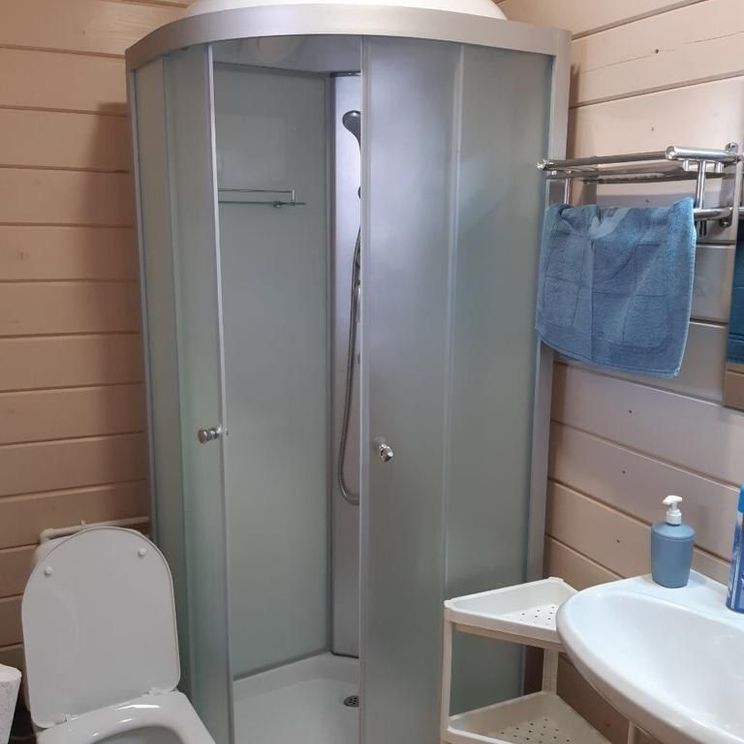 Гостиницы 3*, Tourist base