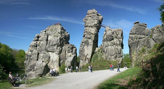Четыре каменных скалы в Экстернштайне