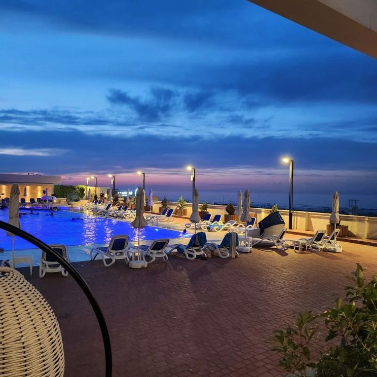 Отели 3*, Отели 4*, Глэмпинги, Коттеджи, Шале