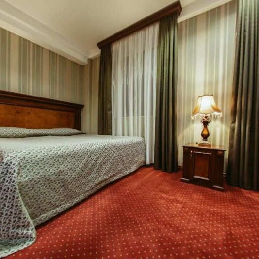 Гостиницы 3*