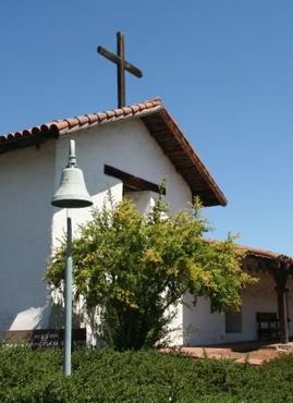 Самый северный колокол Эль-Камино-Реаль находится в миссии Сан-Франциско Солано в городе Сонома