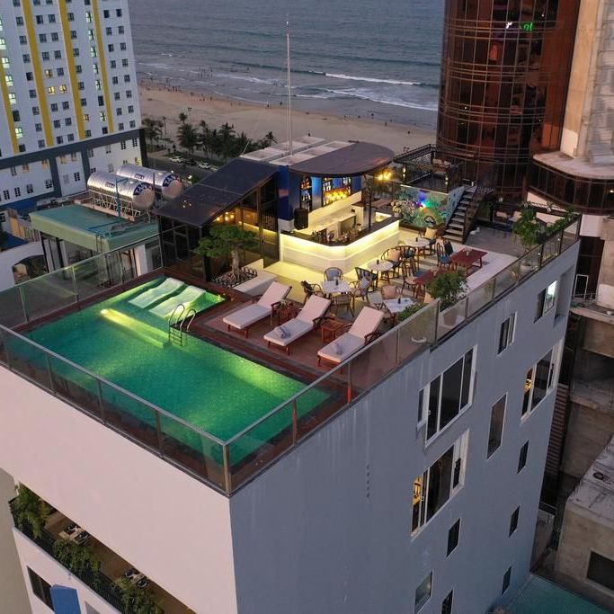 Отели 4*, Бутик-отели, Бунгало, Виллы, Лоджи