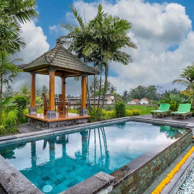 Отели 4*, Отели 5*, Виллы, Глэмпинги, Яхты