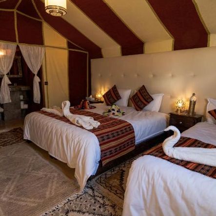 Отели 4*, Глэмпинги