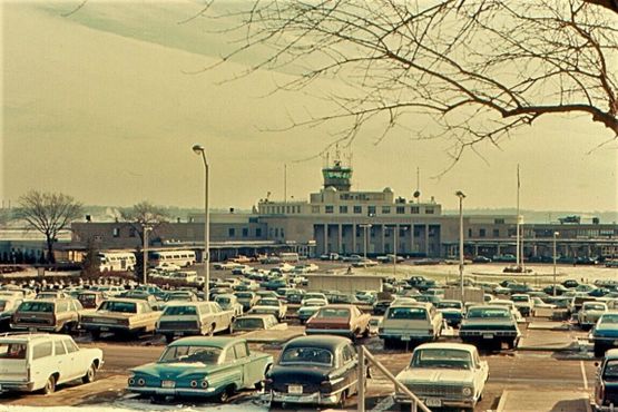 Вашингтонский национальный аэропорт в 1970 году, когда терминал А был единственным терминалом