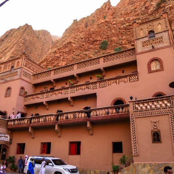 Отель 2*, кемпинг, гостевой дом, палатки