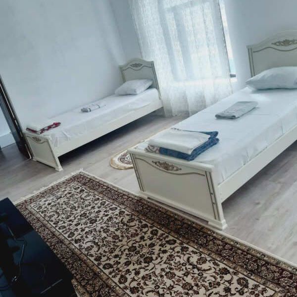 Гостиницы 1-2*, Гостевые домики