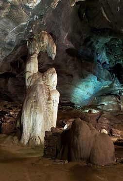 "Кричащий монстр" в пещерах Судвала