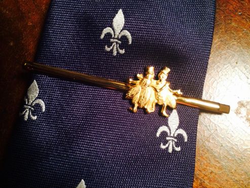 Зажим для галстука члена общества «Барные мухи»