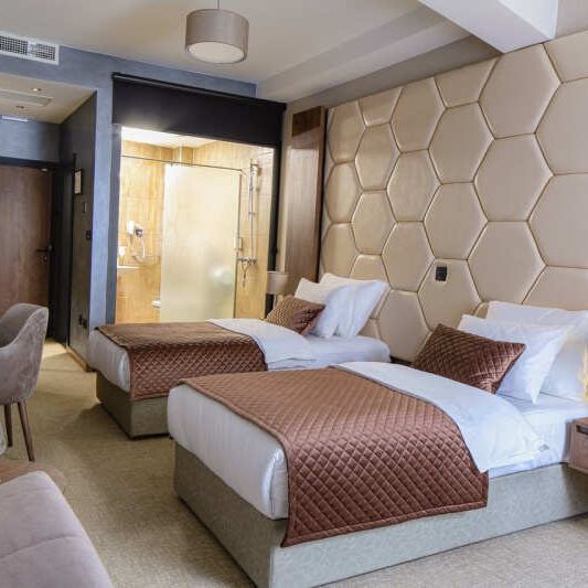 Гостиницы 3*, Гостиницы 4*, Бутик-отели