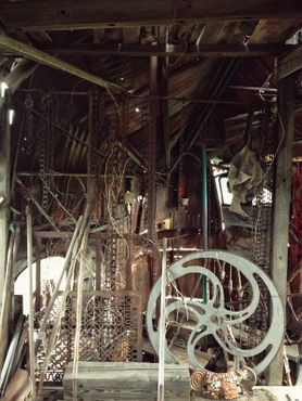 Внутри дома