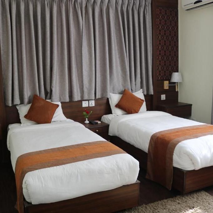 Отели 3*, Лоджи