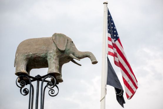 Памятник первому цирковому слону Америки