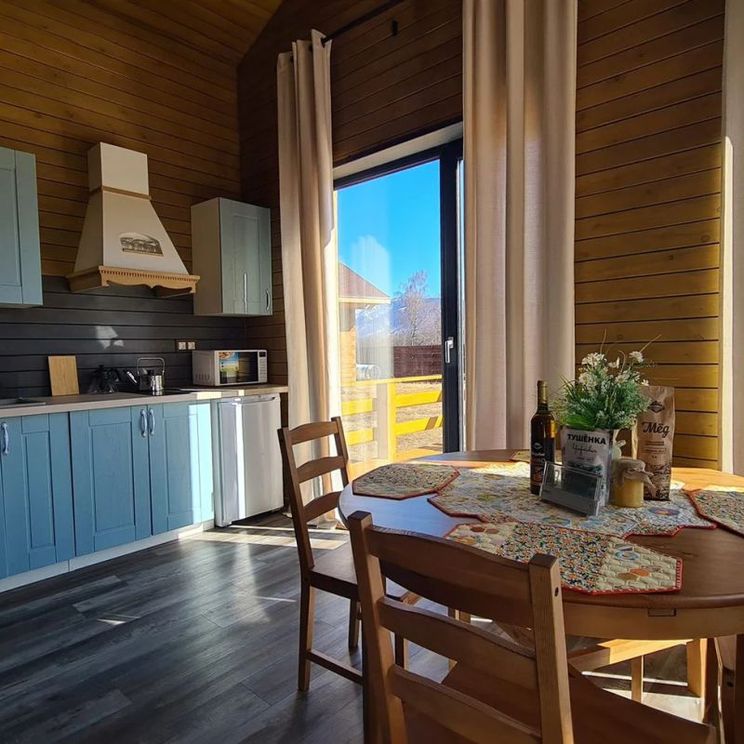 Отели 1-2*, Кемпинги, Гостевые домики, Отели 3*, Отели 4*, Бутик-отели, Апартаменты, Отели 5*, Дома на колесах, Бунгало, Виллы, Глэмпинги, Лоджи, Коттеджи, Шале, Юрты