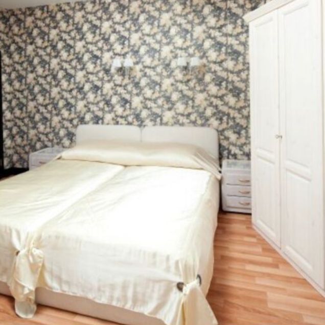 Отели 1-2*, Отели 3*
