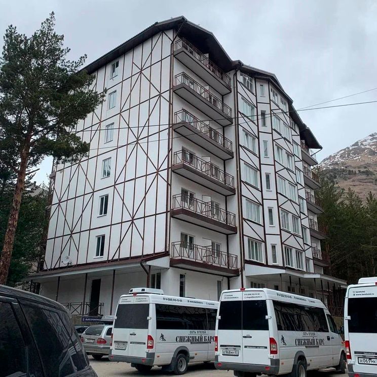 Отели 1-2*, Отели 3*