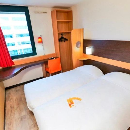 Отели 1-2*, Гостевые домики, Отели 3*, Апартаменты