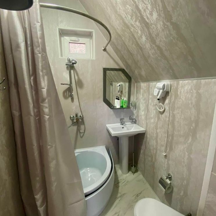 Отели 1-2*, Гостевые домики