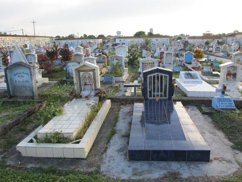 Общее кладбище Икитоса