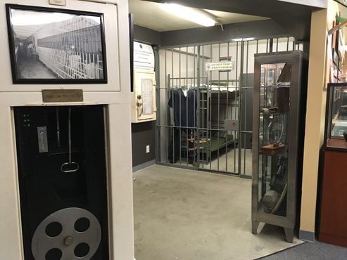 Копия тюремной камеры