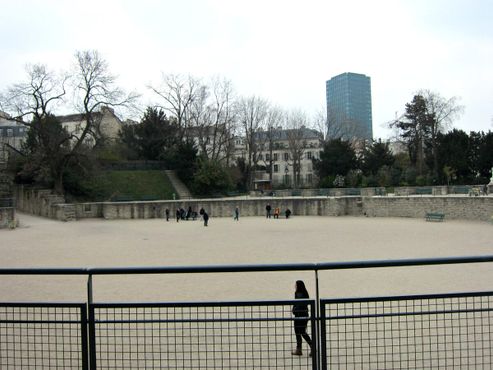 Арены Лютеции