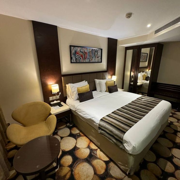 Отели 4*, Отели 5*, Лоджи