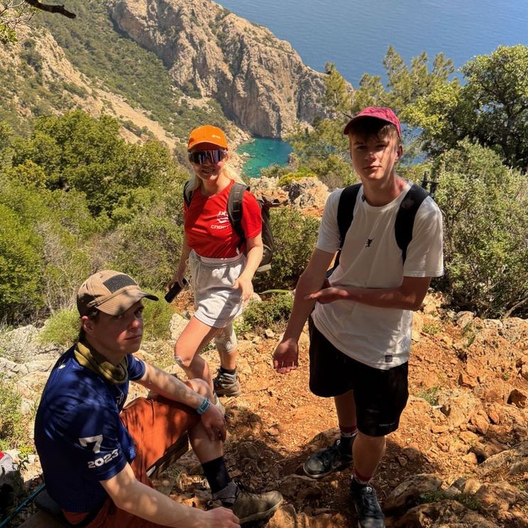 Отели 1-2*, Гостевые домики, Отели 3*, Отели 4*, Бунгало