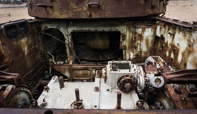 Моторный отсек старого танка в Шангонго
