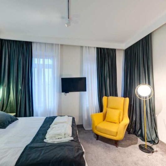 Гостиницы 3*, Гостиницы 4*, Гостиницы 5*, Шале