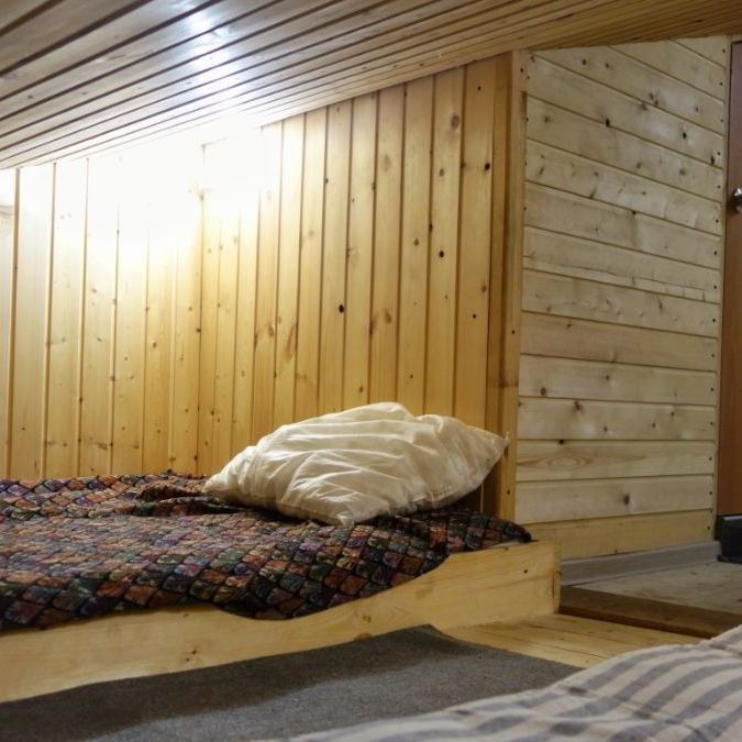 Хостелы, Палатки