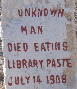 "Неизвестный мужчина умер, съев клейстер, 14 июля 1908 года"