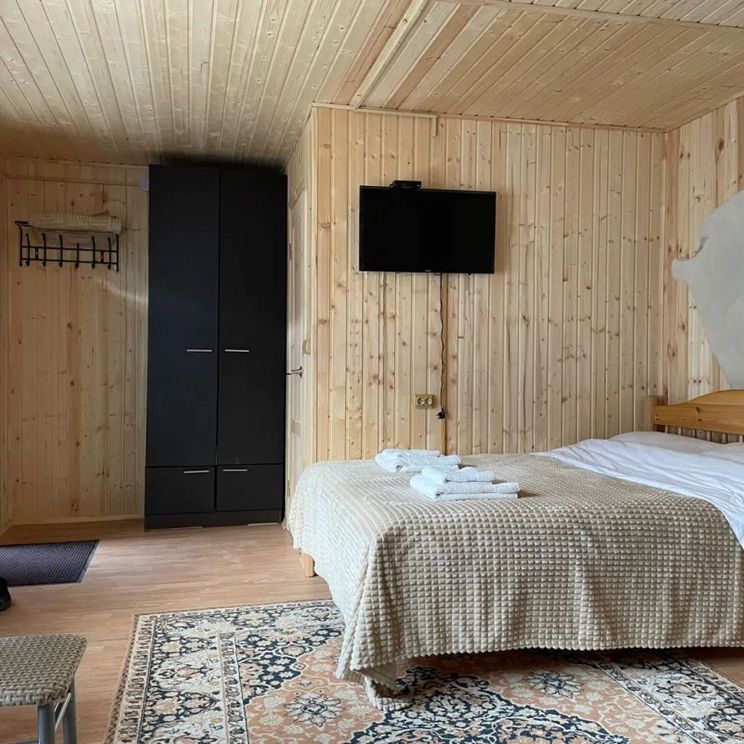 Отели 1-2*, Гостевые домики, Отели 3*, Коттеджи