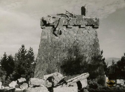 Башня Бисмарка после землетрясения 1939 года