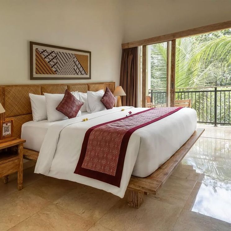 Отели 3*, Отели 4*, Глэмпинги