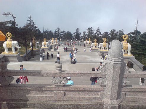 Вид с храмовой лестницы