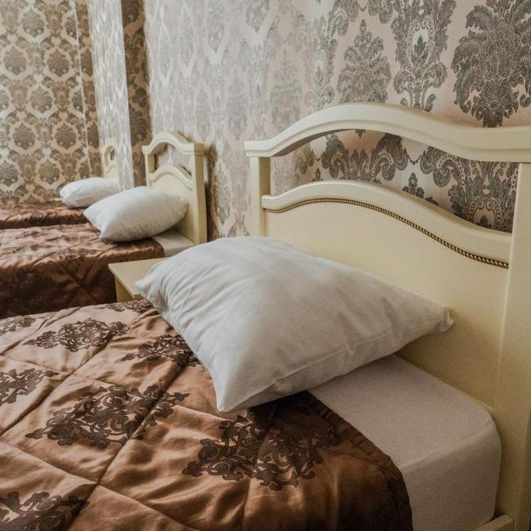 Отели 1-2*, Гостевые домики, Отели 3*, Отели 4*